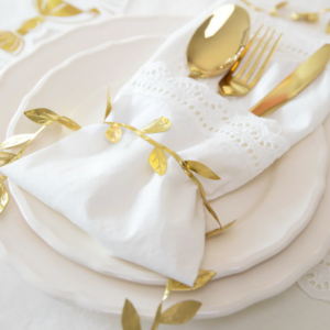 Ribbon garland golden leaves 300cm