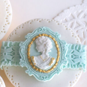 Katy Sue Silicone Mould Miniature Frames Oval Cameo & Oval Frame 2