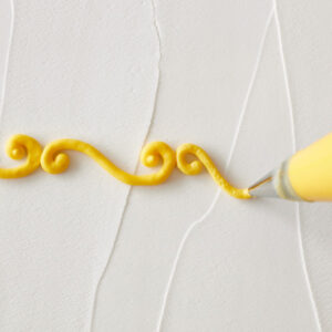 Wilton Decorating Tip Round #004